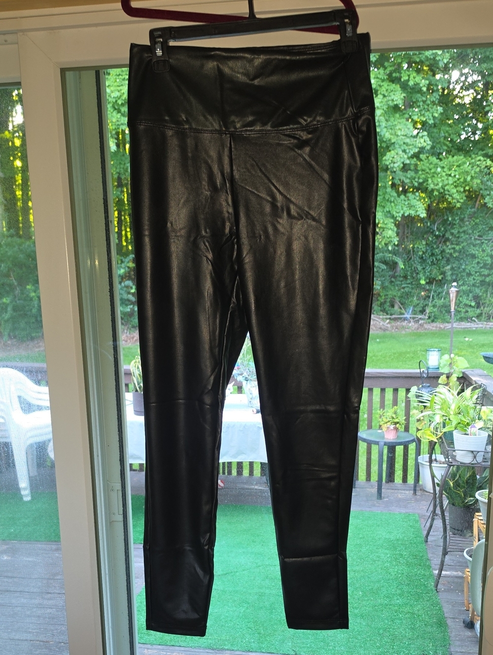 Zenana Outfitters Black Faux Leather Leggings
